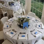 Les Jardins Du Mas Evesque Bed & Breakfast 3*