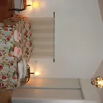 Les Jardins Du Mas Evesque Bed & Breakfast