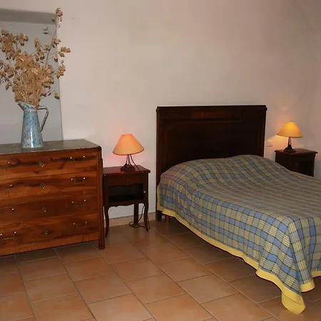 Couette-café Les Jardins Du Mas Evesque 3*