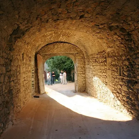 Couette-café Les Jardins Du Mas Evesque 3*